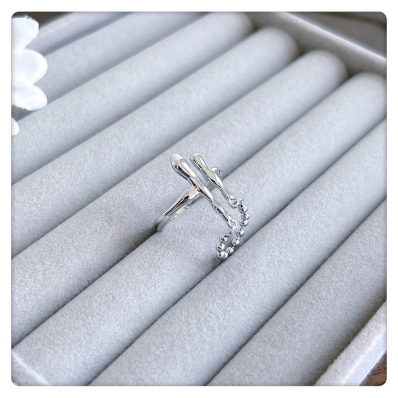 ✨NEW LAUNCH✨S925 Stamped silver special style gorgeous adjustable ring forwomen - Picture 2 of 6